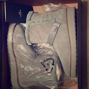 Coach boots